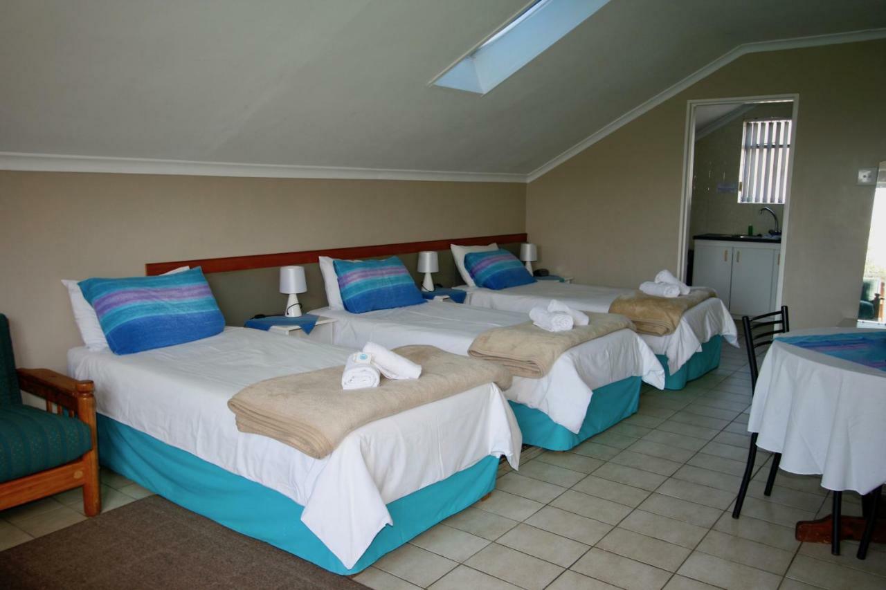 Clouds Guest House Durbanville Buitenkant foto