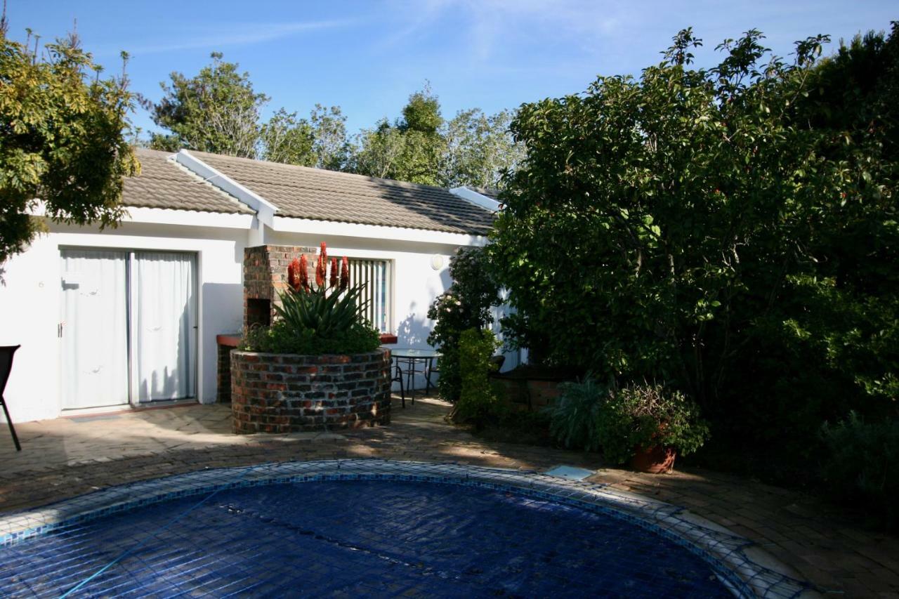 Clouds Guest House Durbanville Buitenkant foto
